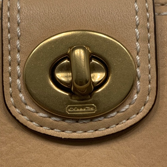 Coach Wallet - Picture 4 of 12